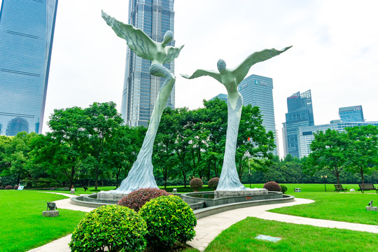 上海中心绿地天使雕塑