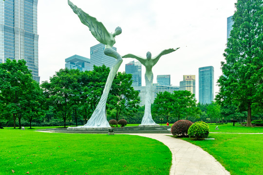 上海中心绿地天使雕塑