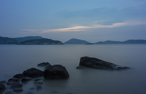 海岛礁石