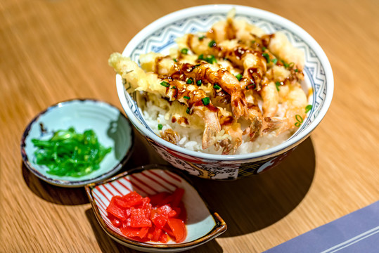 日式美食相扑大虾饭