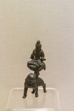 上海博物馆宋代文殊菩萨骑狮铜像