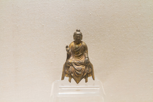 上海博物馆唐代佛鎏金铜像
