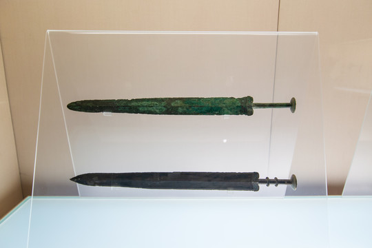 上海博物馆越王州句剑