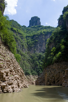 巫山神女溪上升峰