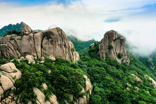 航拍山东日照五莲山