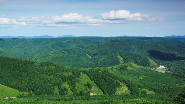 阿尔山白狼峰景观