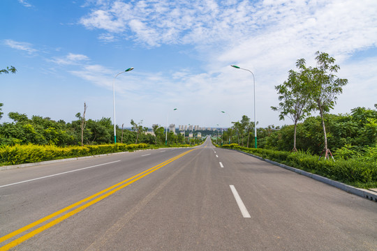 蓝天白云公路
