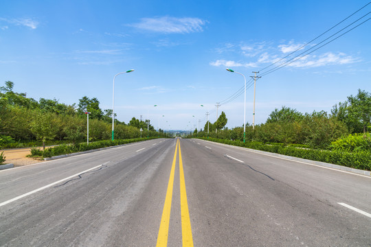 蓝天白云公路