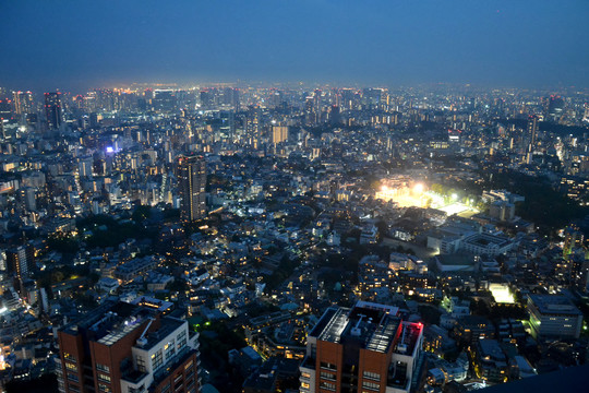 鸟瞰东京夜景
