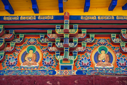 西藏建筑彩绘