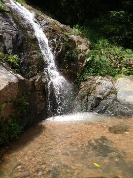 阴那山流水