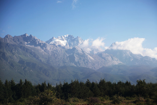 玉龙雪山