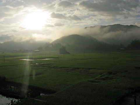 农村早晨