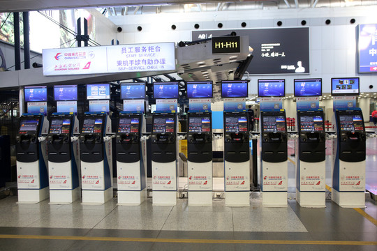 北京首都机场T2航站楼值机大厅