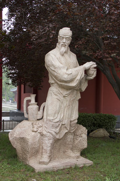 大唐茶圣陆羽雕像