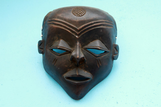非洲人物面具