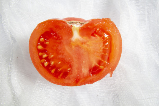 半个西红柿