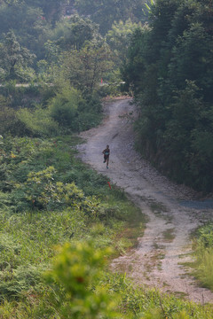 六大名山登山赛