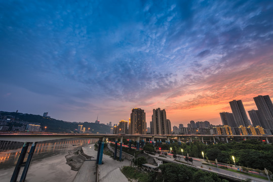 重庆嘉陵江渝澳大桥夜景