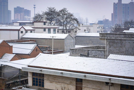 城镇冬雪