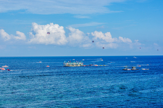 海上滑翔伞运动