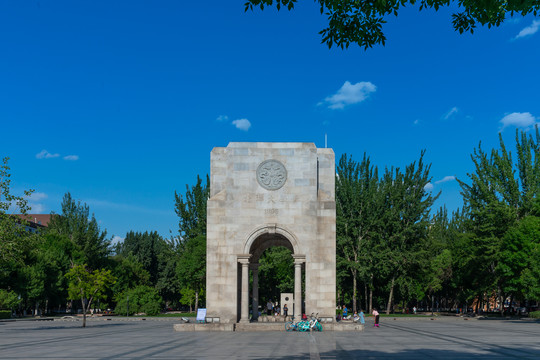 天津大学