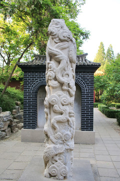 龙纹石柱邯郸碑林