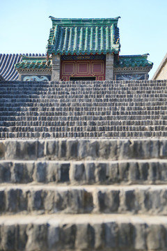 青砖台阶