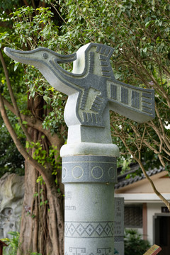 越南图腾雕塑
