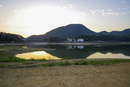 山水湖建筑小景