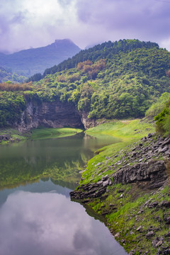 宁静的湖