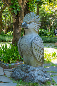 菲律宾鹰雕塑
