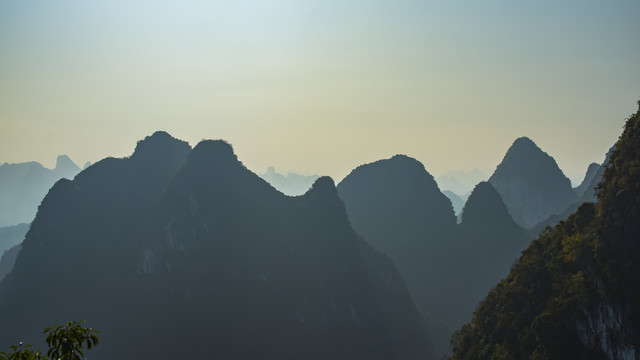 山峦