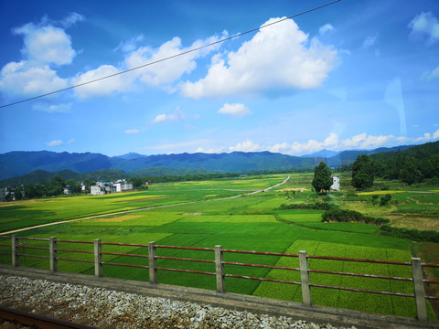 在路上之铁路风景