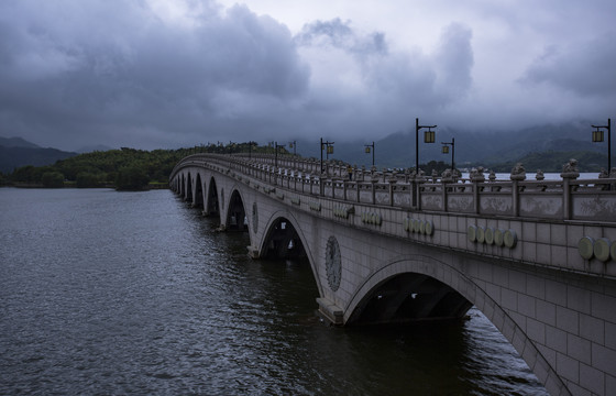 四明湖