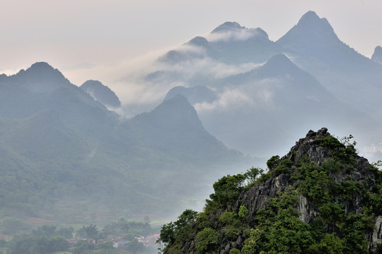 山区的早晨