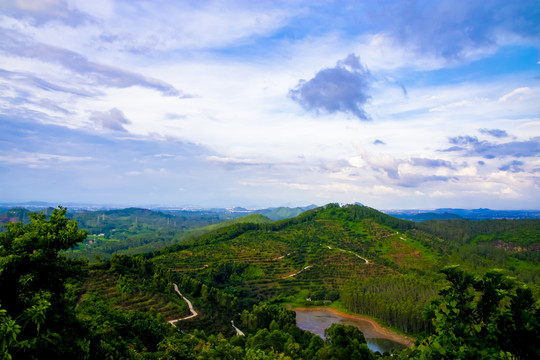 群山