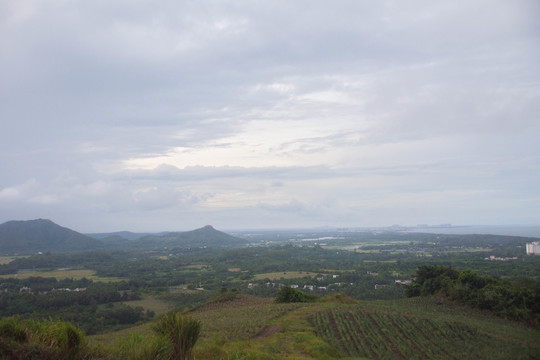 群山