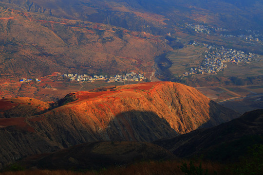 东川红土地