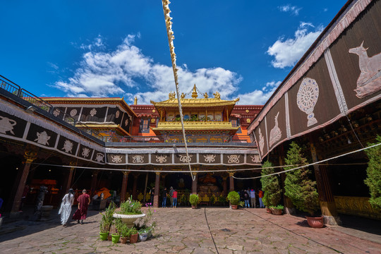 大昭寺寺内建筑