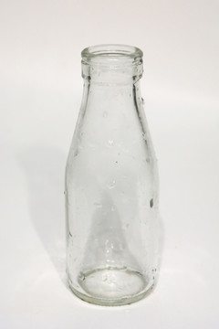牛奶玻璃空瓶