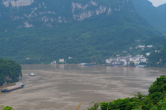 湖北宜昌三峡人家风景区夏日迷人