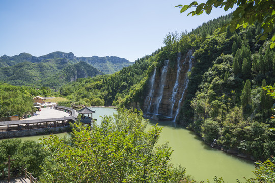 青州黄花溪山水瀑布风景