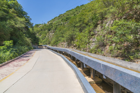 山路
