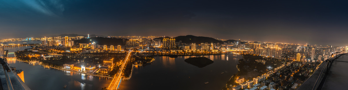 福建厦门筼筜湖白鹭洲公园夜景