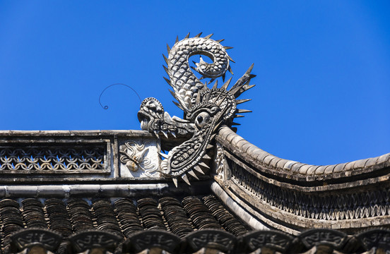 宁波慈城城隍庙硬山顶正脊龙图案