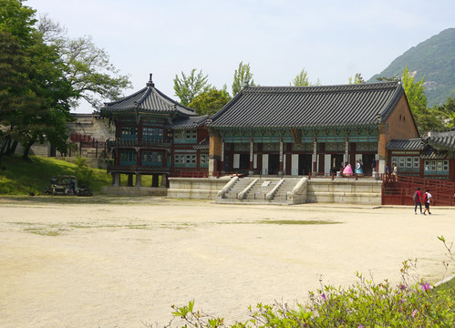韩国中式建筑集玉斋和八隅亭