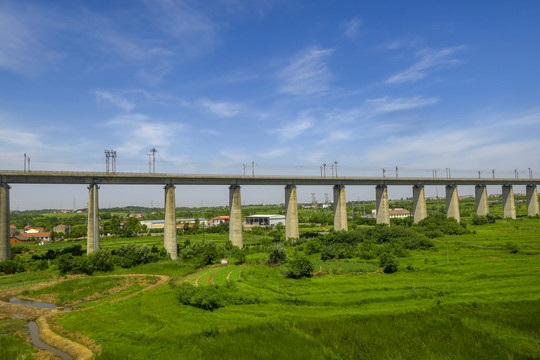 高架铁路桥