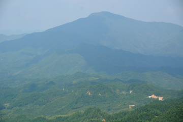 莽莽大山