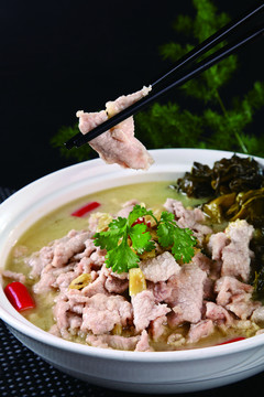 酸汤肉片